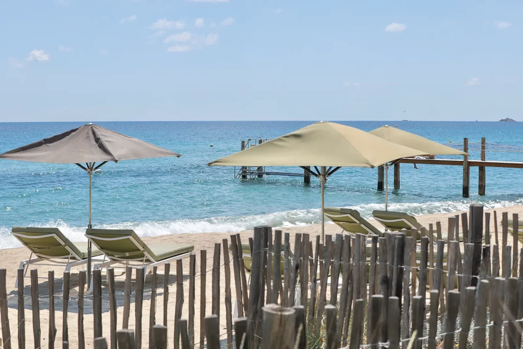 MOOREA, Plage, Restaurant & Bar ramatuelle