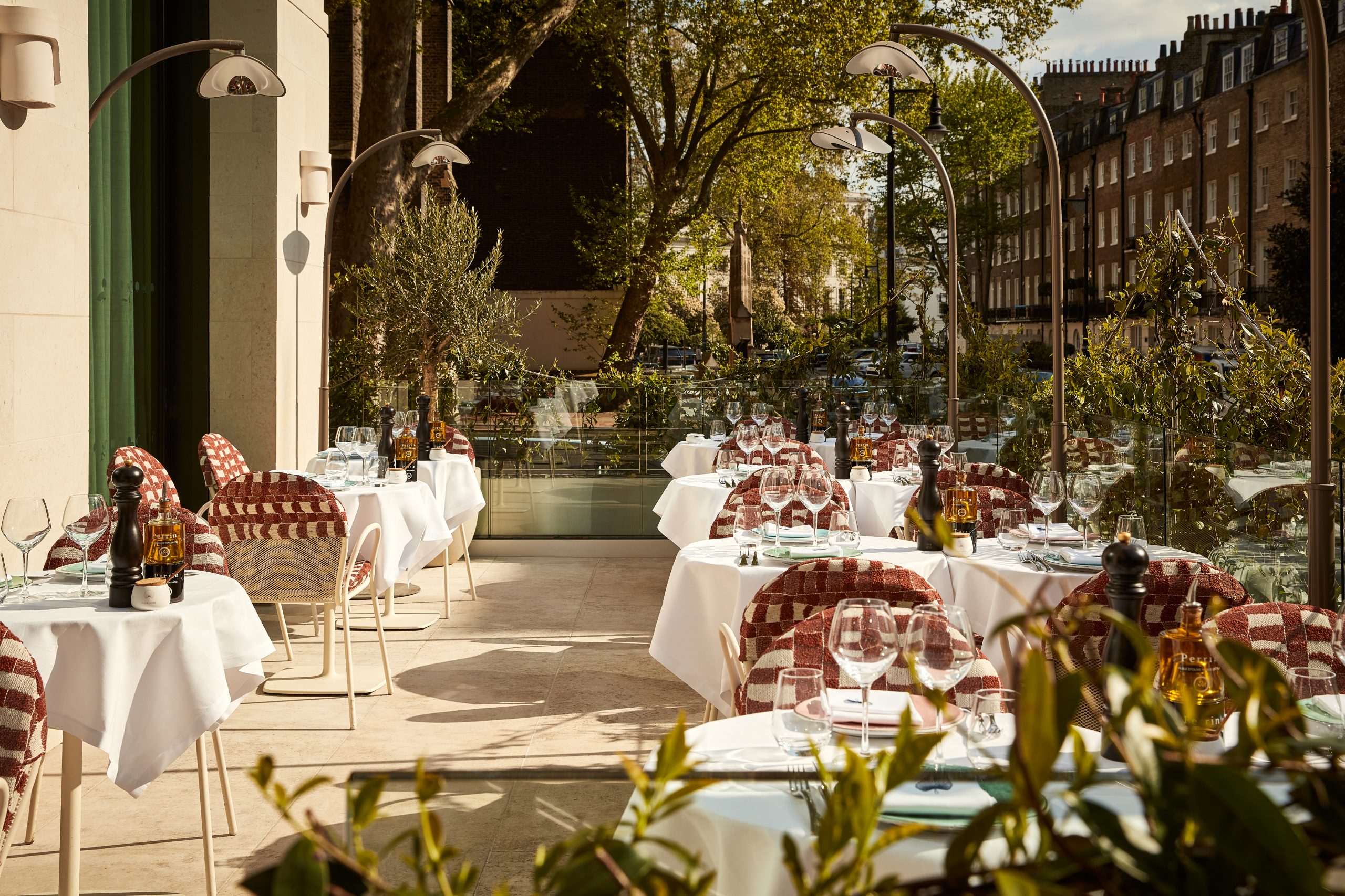 LA MÔME LONDON - The French Riviera in Belgravia