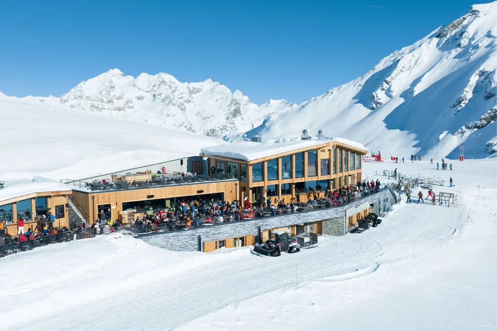 GASTRONOMIE LA PLAGE DE L’OUILLETTE Restaurant d’Altitude Val D'Isere