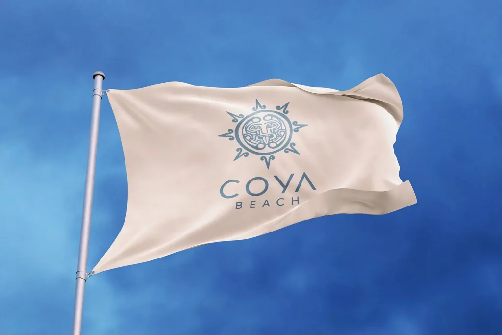 COYA BEACH SAINT-TROPEZ Plage, Restaurant & Bar