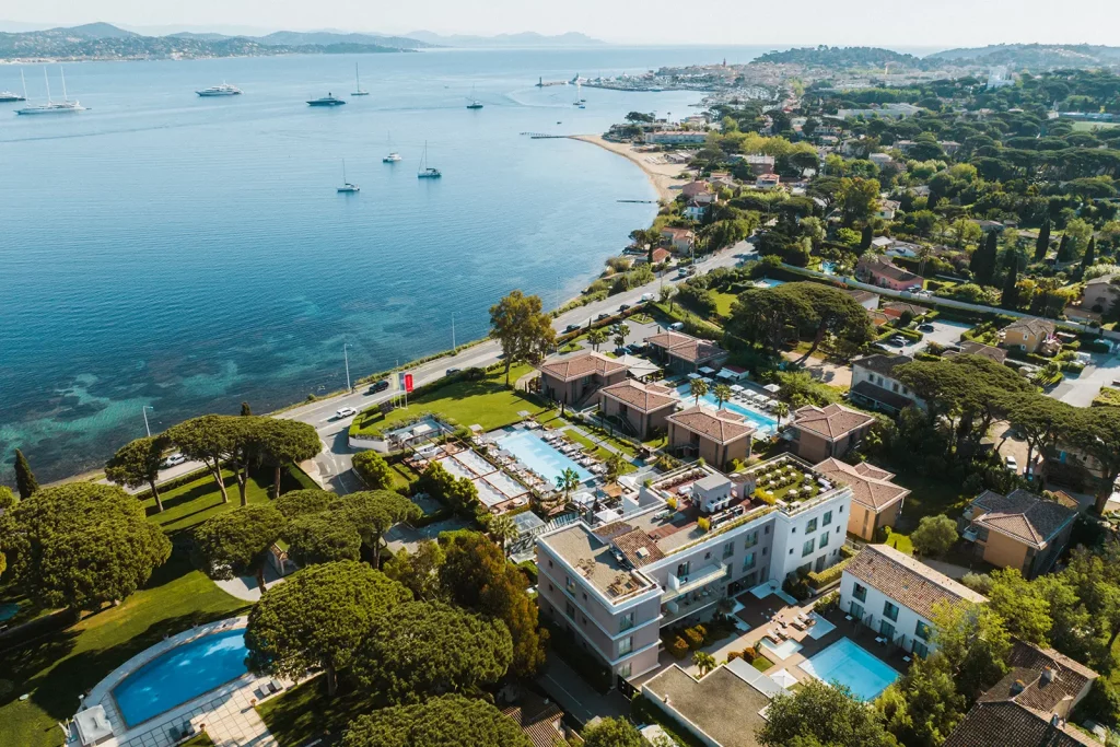 LE KUBE SAINT-TROPEZ Hôtel 5 étoiles, Spa, Restaurant, Bar & Rooftop