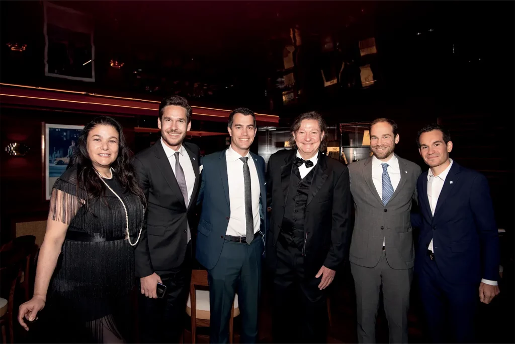 Valérie et Sydney Dalmayrac, et la Direction Générale de l'Hôtel Martinez