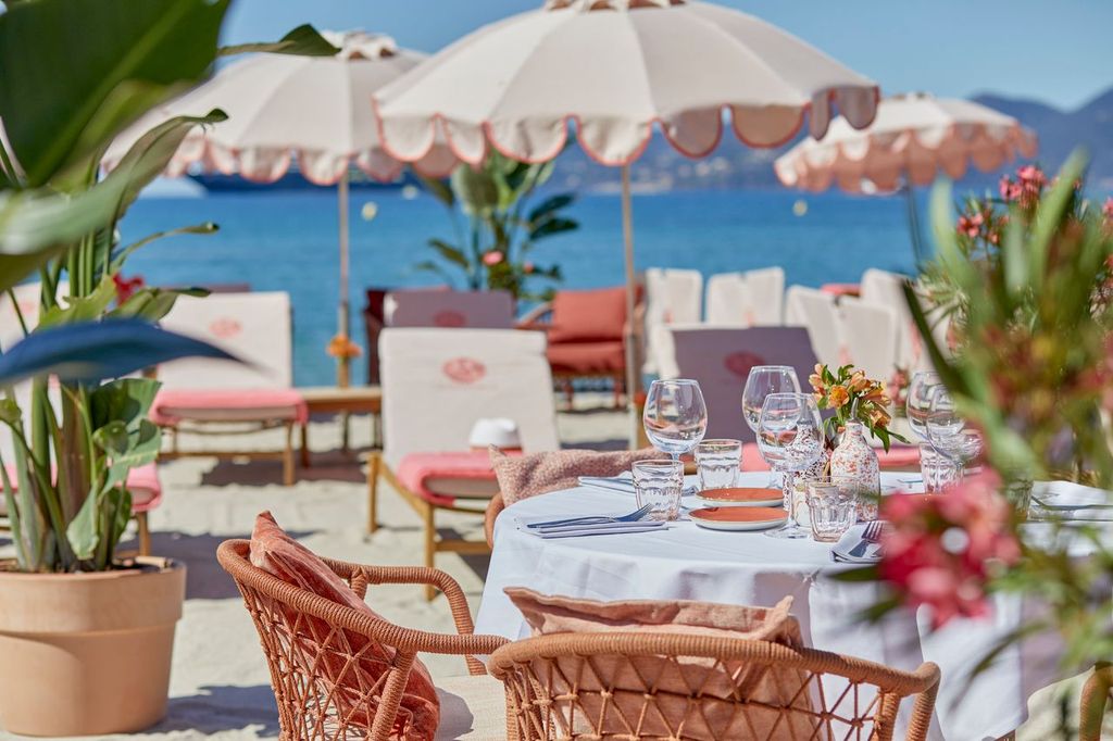 LA MANDALA, Plage, Restaurant, Bar & Événementiel cannes