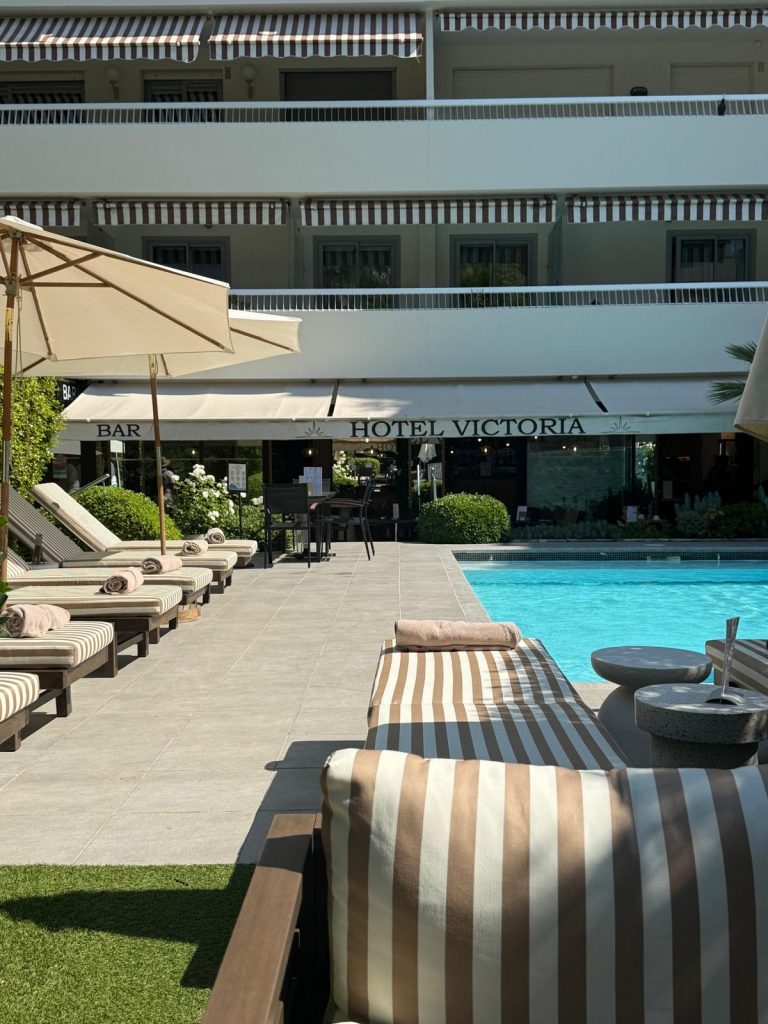 HÔTEL VICTORIA CANNES