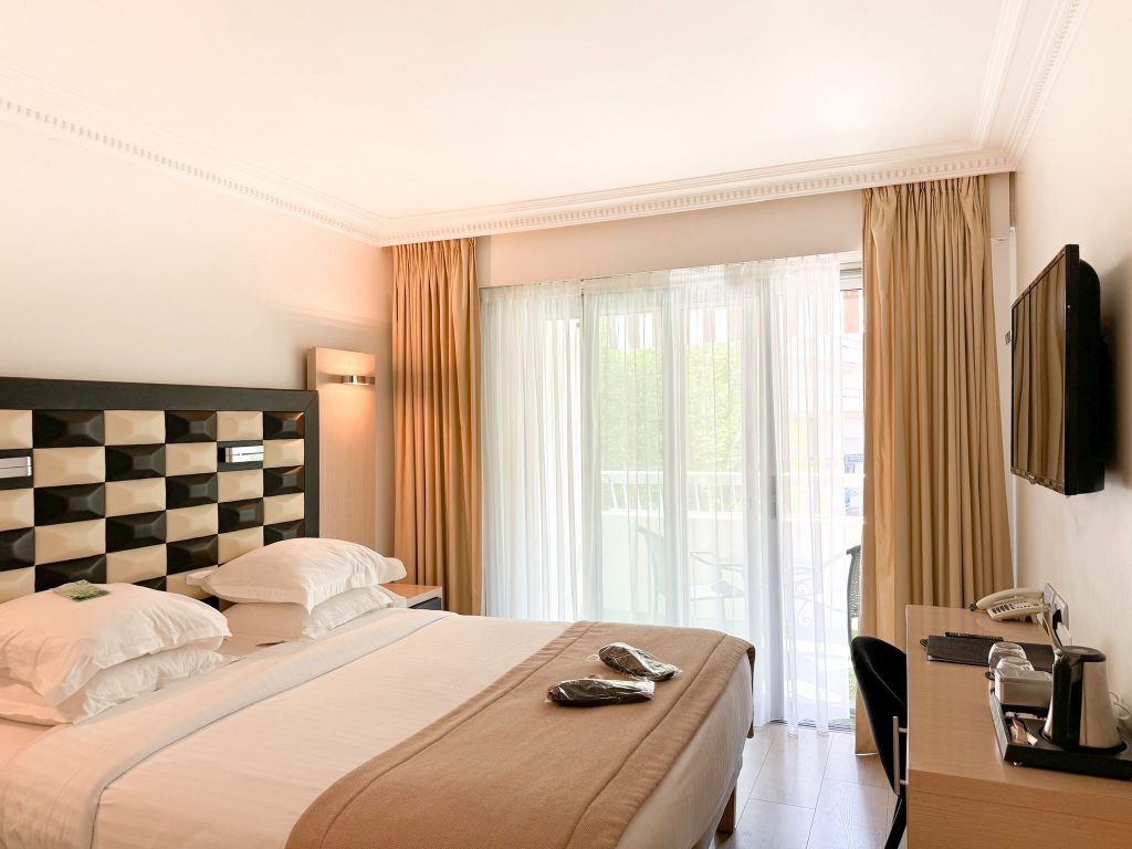 HÔTEL VICTORIA CANNES