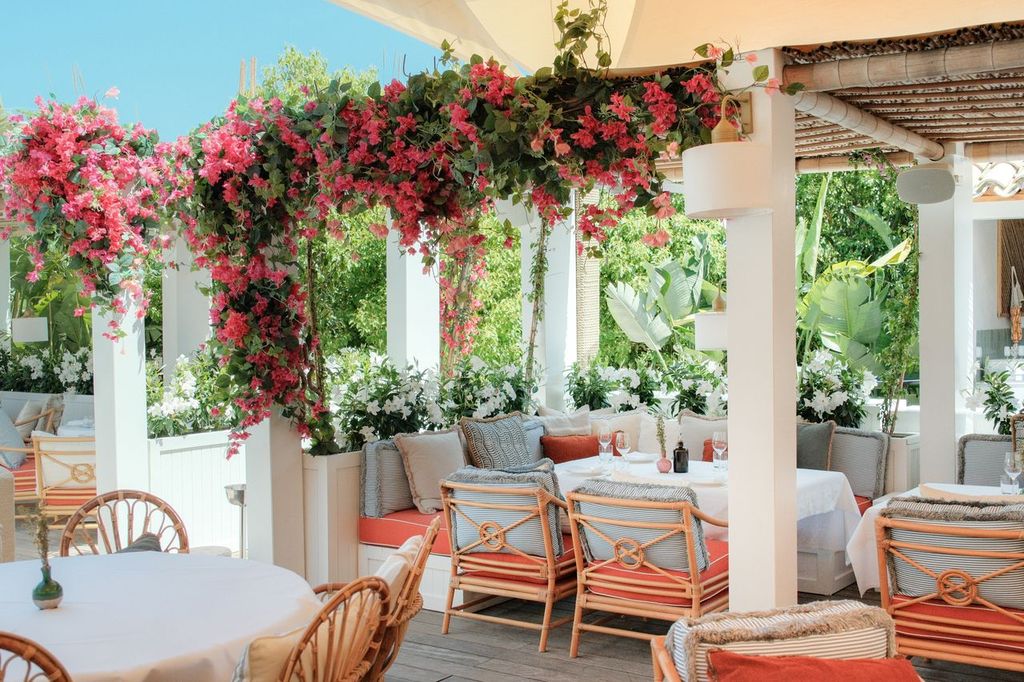 GAIA SAINT-TROPEZ Restaurant Grec & Méditerranéen
