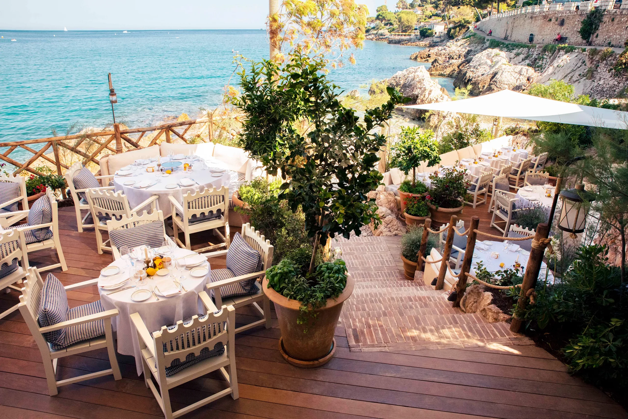 LOULOU PIRATE - ROQUEBREUNE CAP MARTIN - LOULOU GROUPE